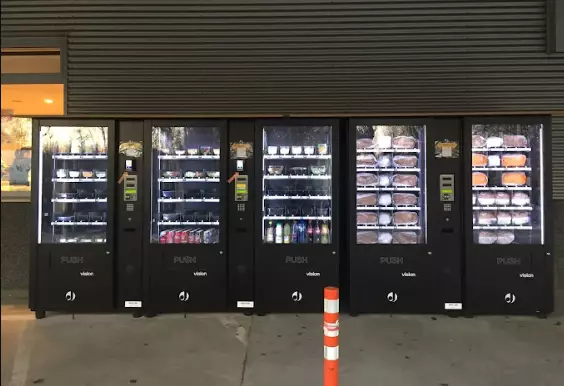 Brood Automaat by Lorenzo    — Bäckerei, Izegem