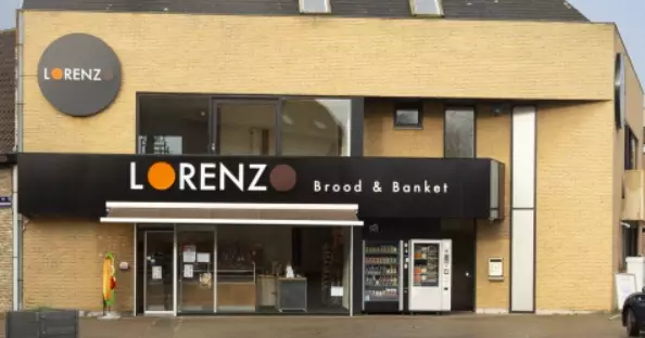 Brood Automaat by Lorenzo     — Boulangerie, Izegem