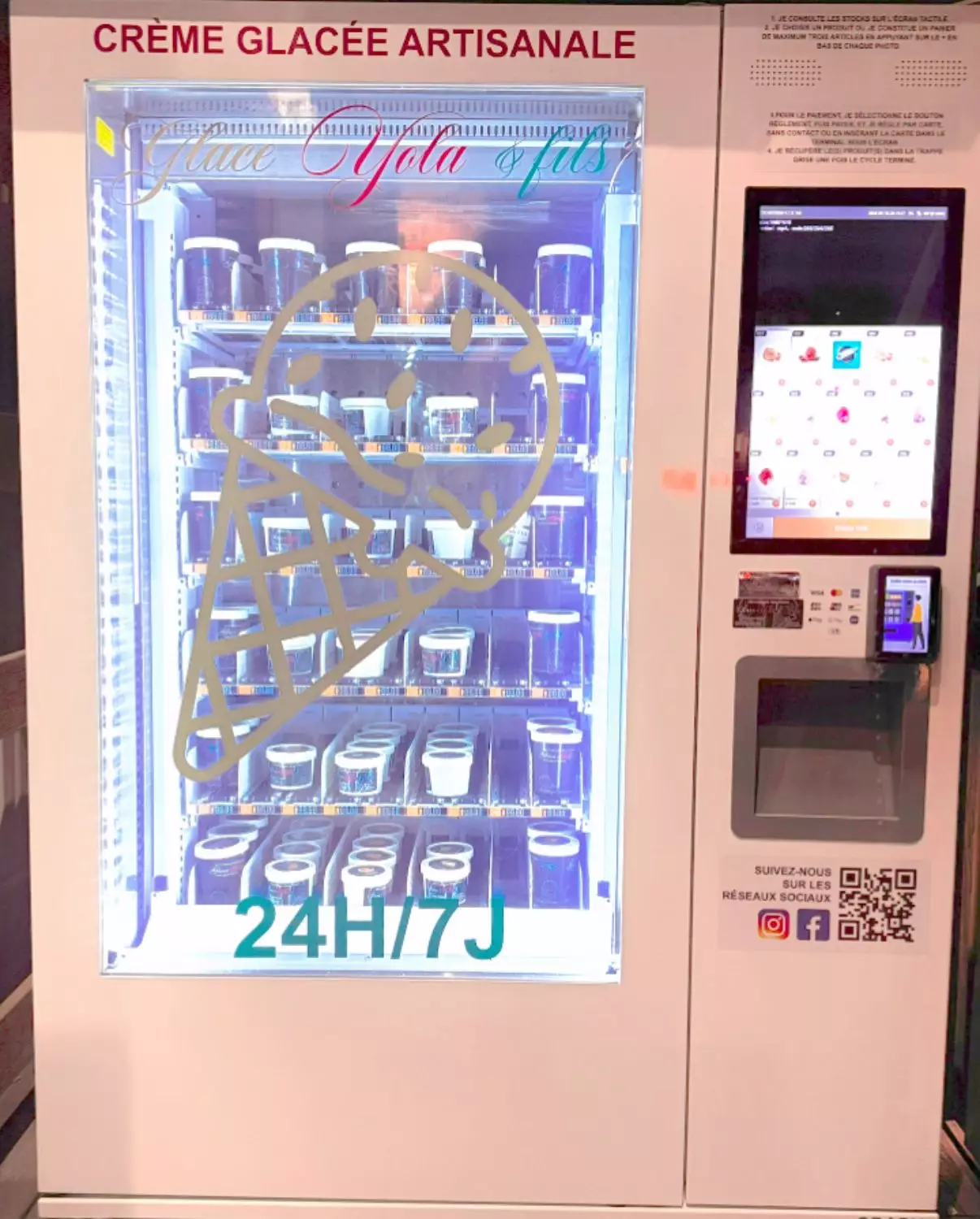 Glace Yola & fils — Helado, Flémalle
