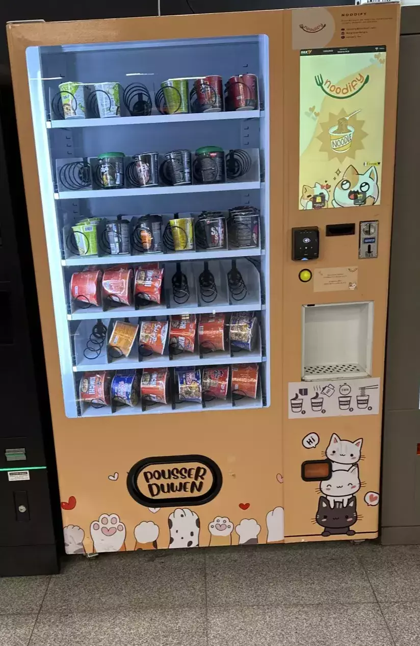 Gare de Namur  — Snack, Namur